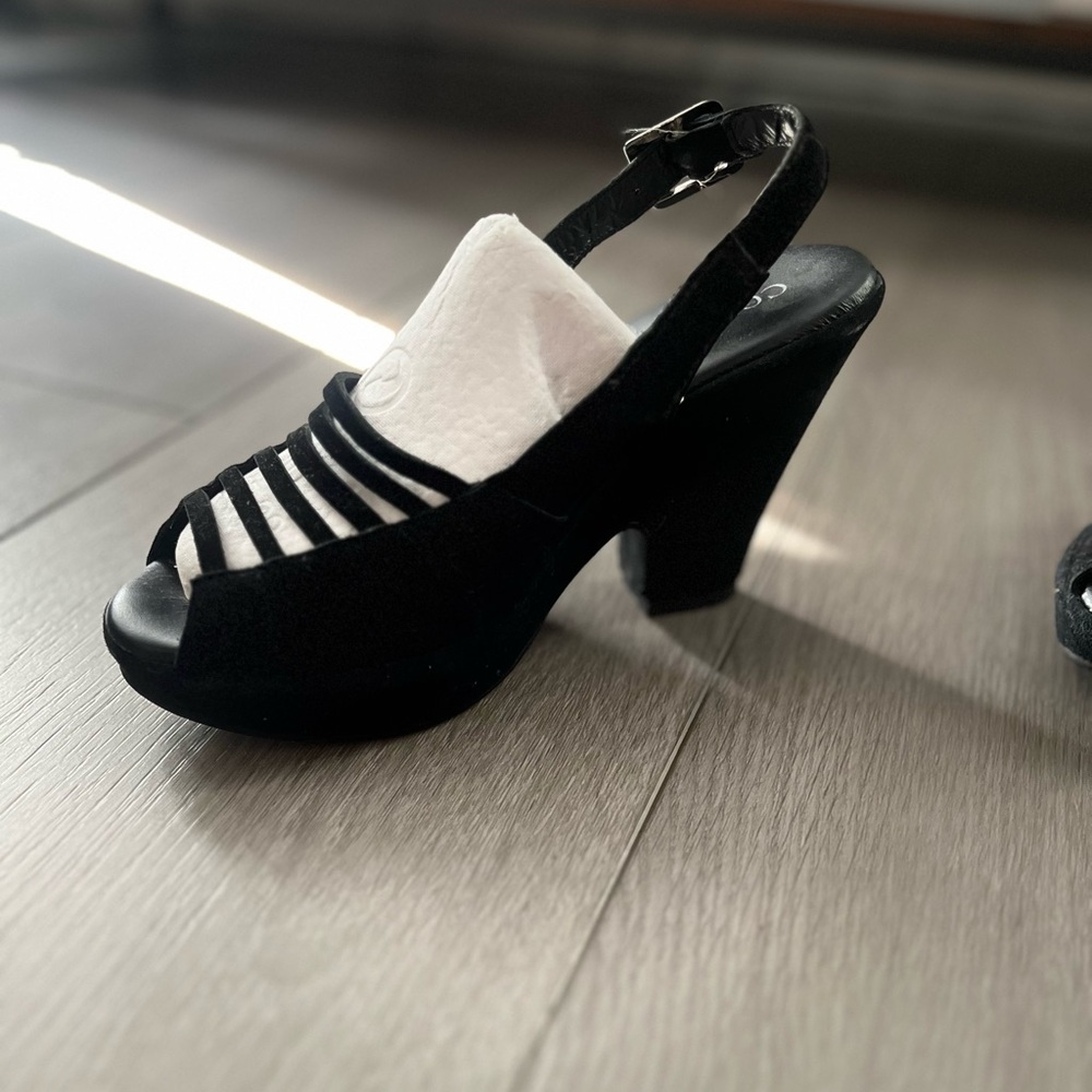 Cordani Black suede heels